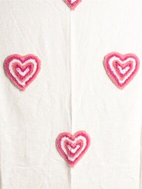 Cupcakes & Cashmere Groovy Hearts 💕